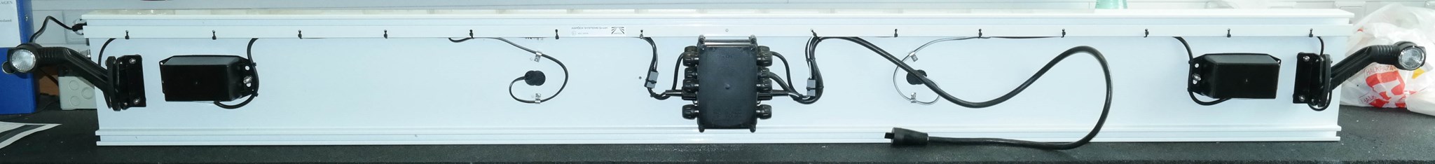 Immagine di 97-1190-007C Aspöck ALU Unterfahrschutz weiß Europoint III, Superpoint III LED